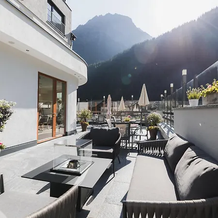 Edelweiss Hotel