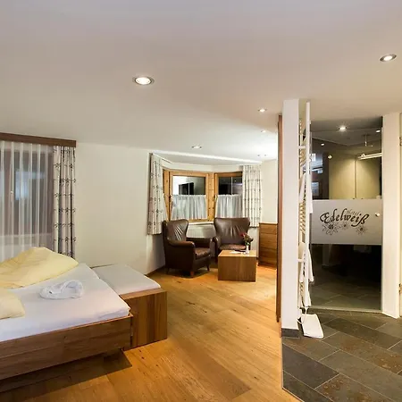 Edelweiss 4*