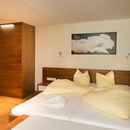 Edelweiss Hotell